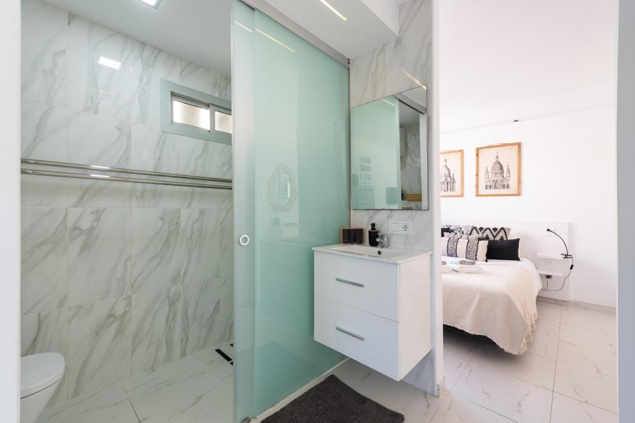Breeze Sea View Accommodation Las Canteras Las Palmas de Gran Canaria Exteriör bild